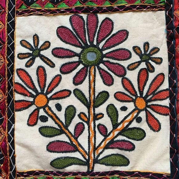 Vintage Vest Cream South American Ethnic Folk Art Embroidered Floral Open Front - Picture 8 of 12